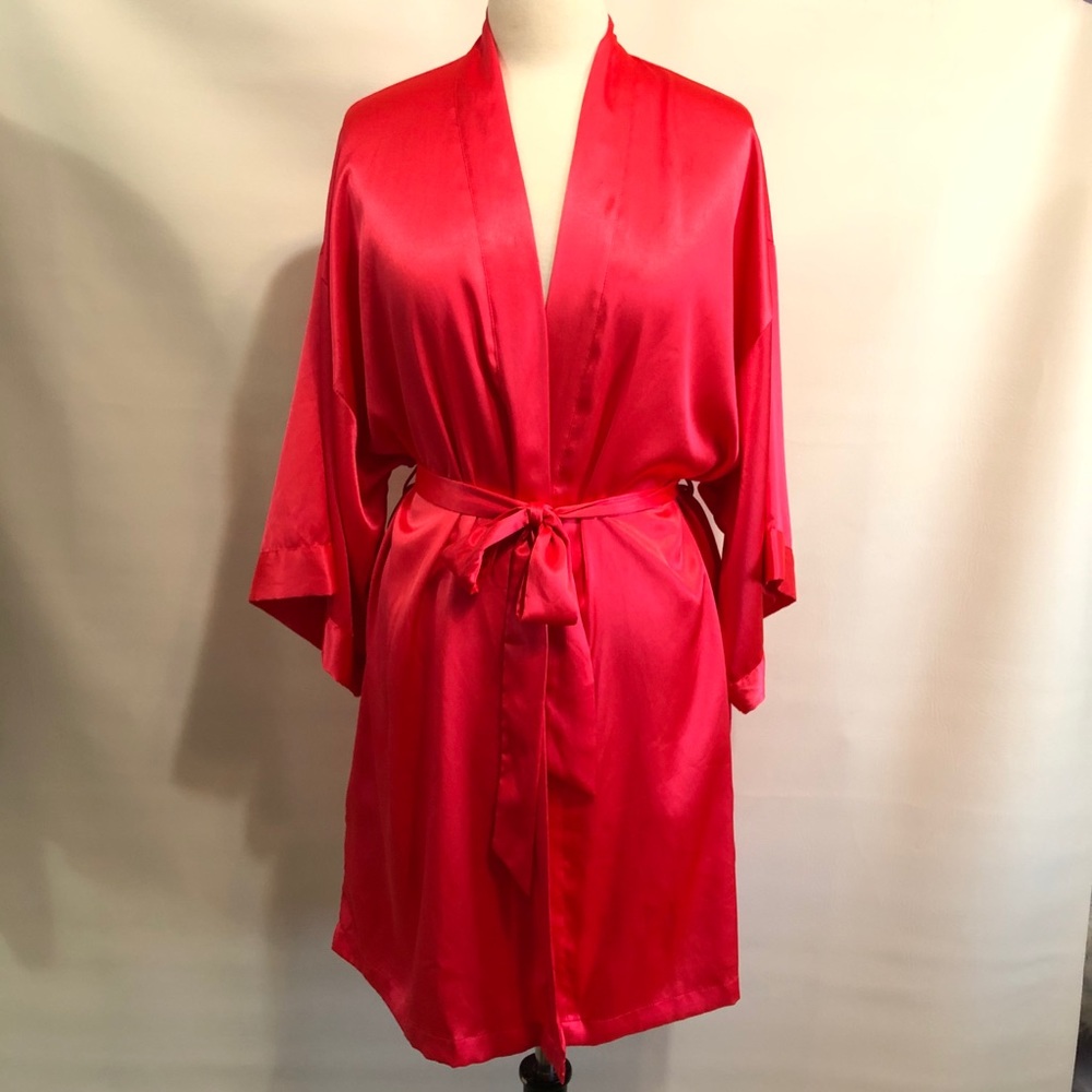 Victoria Secret kimono robe M/L NWOT red